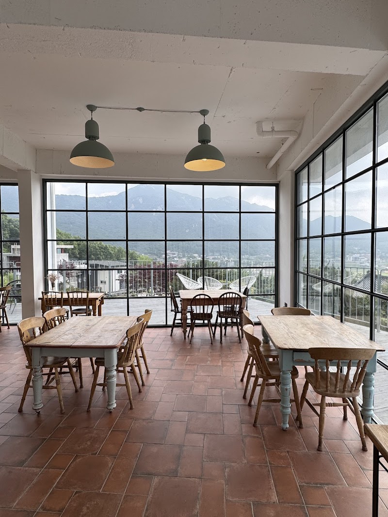 Mung Hit Cafe | 멍때림
