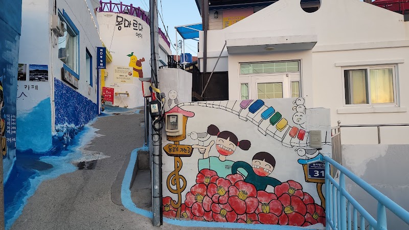 통영 동피랑 벽화마을